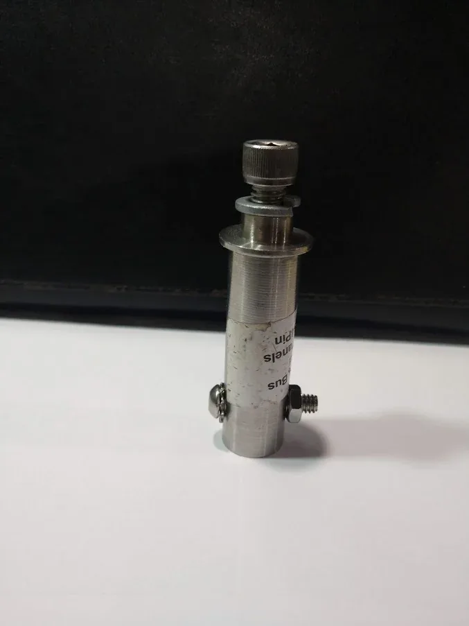 IN264Pin IC Upper Door Pin - International/Amtran replacement part #IN264PIN